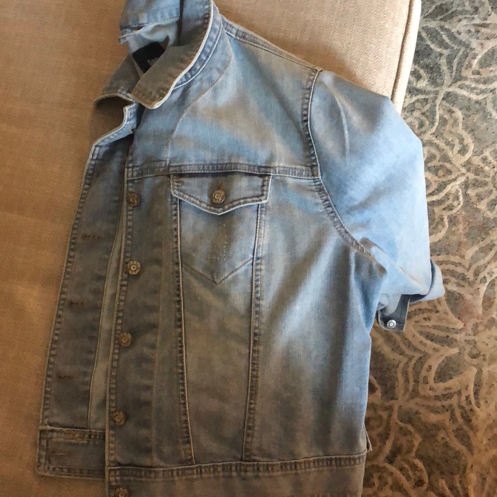Light jean cropped jacket